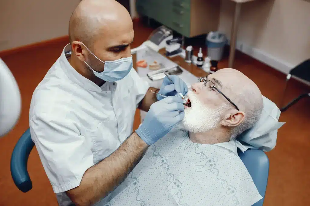 Extractions and dentures in Mexico